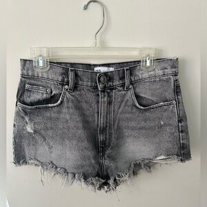Zara Women's Frayed Hem Black Denim Shorts
